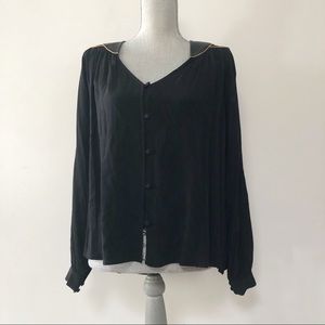 Louizon blouse with faux leather shoulder detail black colour
